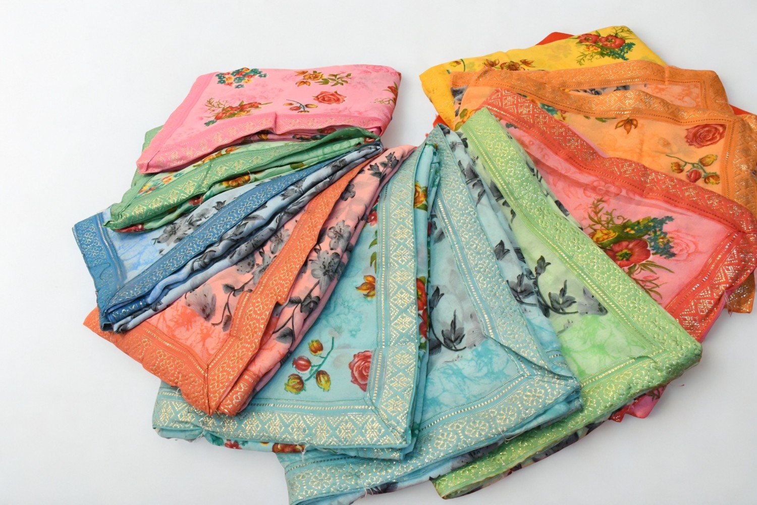 WOMEN'S WEAR FANCY EXCLUSIVE SAREE WITH BLOUSE