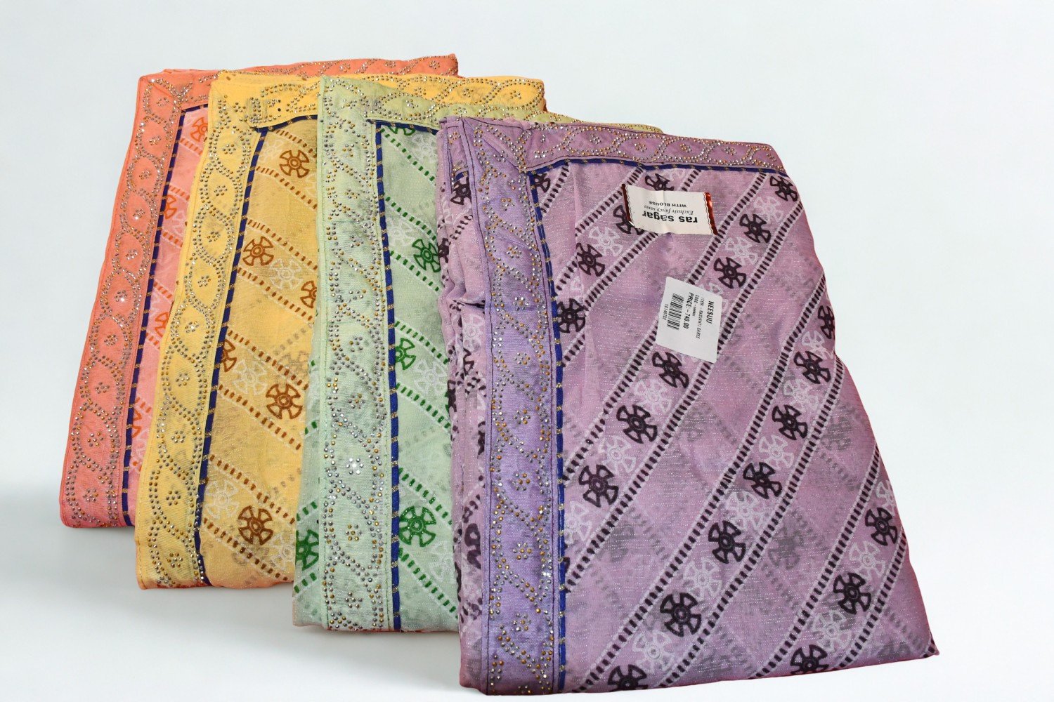 WOMEN'S WEAR FANCY EXCLUSIVE SAREE  WITH BLOUSE